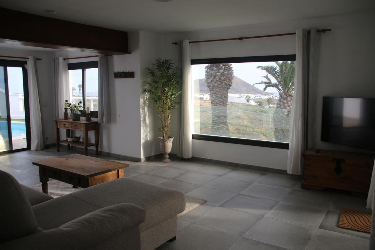 Villa Dario En Насарет Экстерьер фото